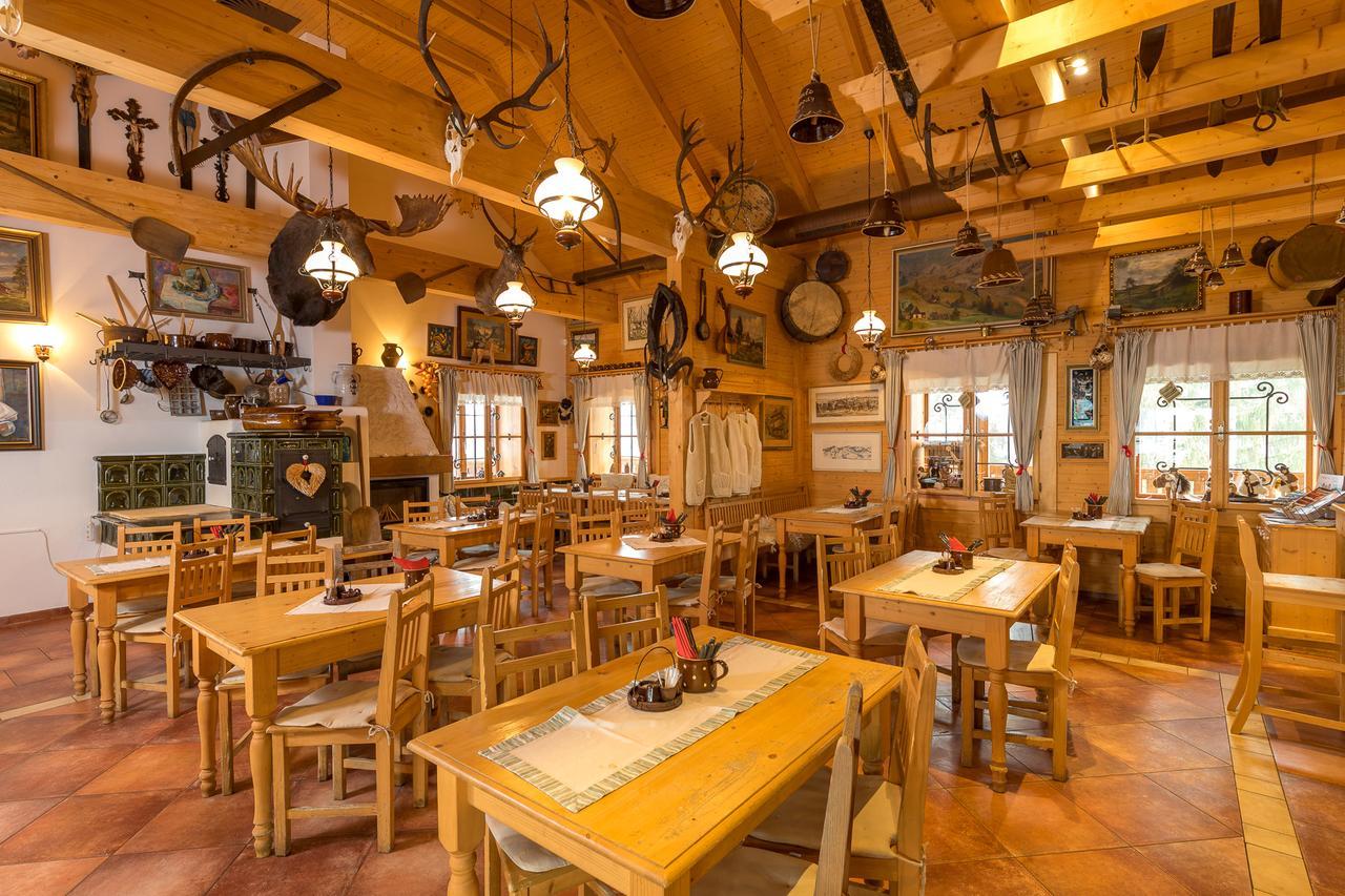 Valasske Chalupy Kycerka Hotel Velke Karlovice Bagian luar foto
